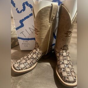 Cheetah Chick Tin Haul Women’s Western Boots Size 6